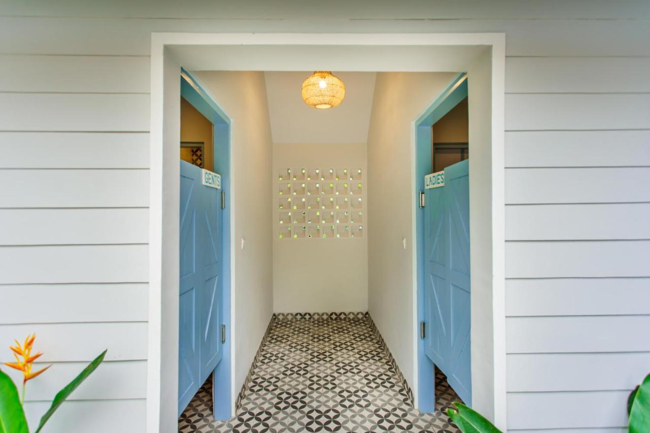Angels Boutique Hostel Canggu  Exterior photo